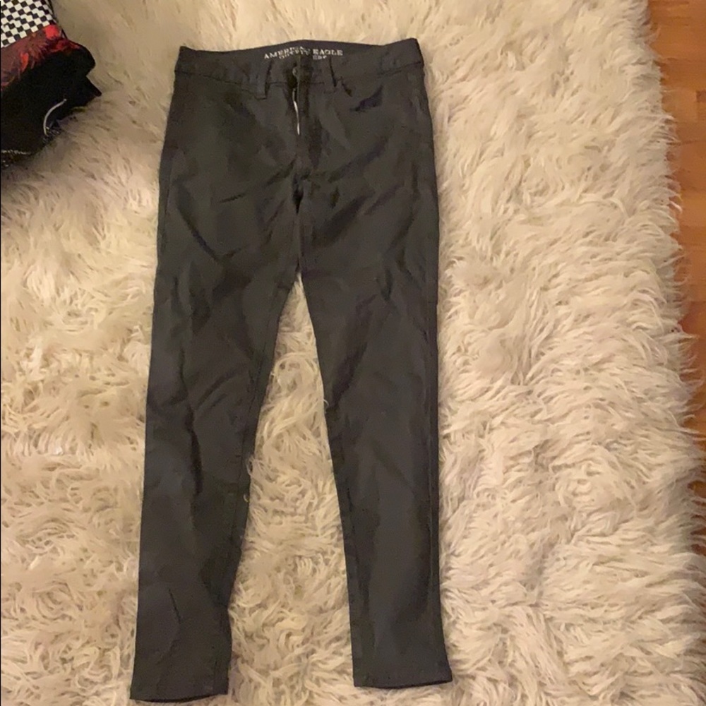 American Eagle Grey Super Stretch Jeggings